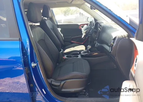 2022 Kia Soul Turbo z USA, uszkodzony, nr VIN KNDJ53AF2N7817978